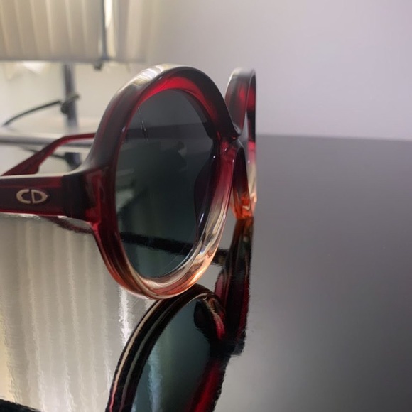 🕶 NWOT CHRISTIAN DIOR BIANCA SUNGLASSES - Picture 6 of 7
